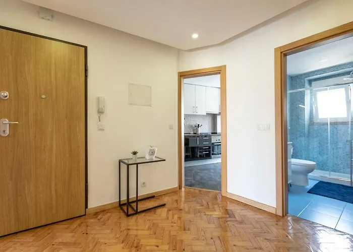 Like-home-t3 Apt-campolide, Near Amoreiras Mall Apartamento *