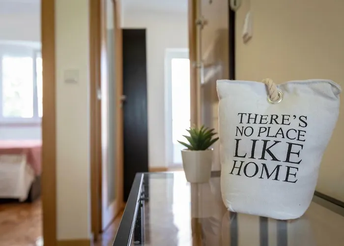 Like-home-t3 Apt-campolide, Near Amoreiras Mall